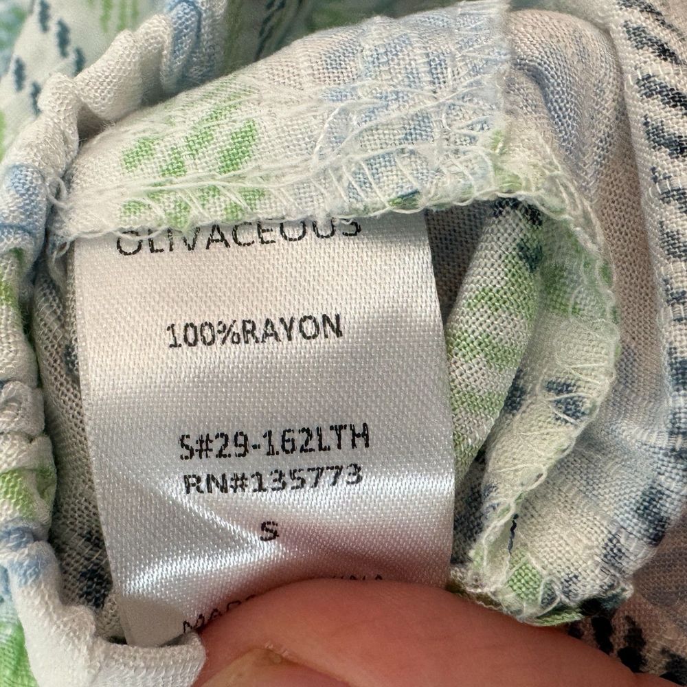 NWOT* Olivaceous Twist Front Crop Plaid Collared Shirt - Women's small - Picture 4 of 5